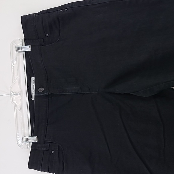 CHICO'S Platinum Denim Black Stretch Crop Jeans - Size 16 - Picture 3 of 13